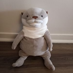 Shinada Global otter